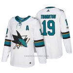 Camiseta Hockey Hombre San Jose Sharks 19 Joe Thornton 2018 Blanco Camiseta Hockey Hombre San Jose Sharks 19 Joe Thornton 2018 Blanco