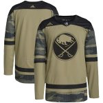 Camiseta Hockey Buffalo Sabres Military Appreciation Team Autentico Practice Camuflaje Camiseta Hockey Buffalo Sabres Military Appreciation Team Autentico Practice Camuflaje