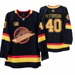 Camiseta Hockey Vancouver Canucks Elias Pettersson 50 Aniversario 90's Flying Skate Negro Camiseta Hockey Vancouver Canucks Elias Pettersson 50 Aniversario 90's Flying Skate Negro
