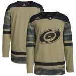 Camiseta Hockey Carolina Hurricanes Military Appreciation Team Autentico Practice Camuflaje Camiseta Hockey Carolina Hurricanes Military Appreciation Team Autentico Practice Camuflaje
